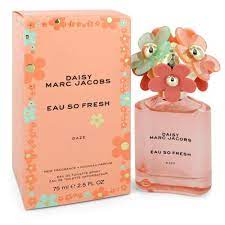 Daisy eau so fresh is a popular perfume by marc jacobs for women and was released in 2011. Amazon Com Marc Jacobs Daisy Daze Eau So Fresh By Marc Jacobs Beauty