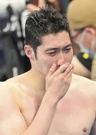萩野公介(はぎのこうすけ)選手は、栃木県小山市で1994年8月15日に生まれました。 生後6か月で水泳を始めた といい、幼稚園に入った頃 「選手育成コース」 に進んだそうで、その頃から才能があったのだとか!. Ilgzy Hy1ds 0m