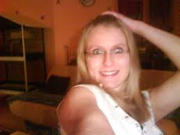 Manuela DEBONS, 39 ans (GRAND COURONNE)