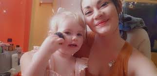 Dawn Lindeman's Instagram, Twitter & Facebook