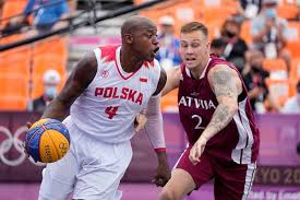Koszykówka w formule 3x3 to dyscyplina olimpijska, która skradła serca wielu kibiców w trakcie trwających igrzysk. Bdgiu Zwhuuxcm