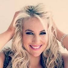 Stacey Goldberg's Instagram, Twitter & Facebook