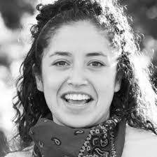 Kari Avery's Instagram, Twitter & Facebook