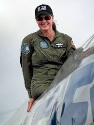 Debrief Debbie Travis King Flight Training Training Magazine Flight Training Female Pilot