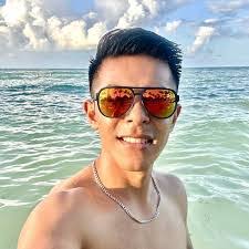 Edgar Facio's Instagram, Twitter & Facebook