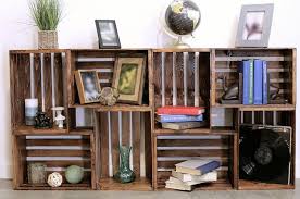 Repurpose Old Wooden Crates With This Clever Bookshelf Diy Bookshelves Diy Wood Crate Shelves Diy Wooden Crate