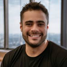 Last week, my team and I had the opportunity to present our chosen startup,  Clicampo (now Arado) at the final pitch day of the Haas Impact Fund class  at University of California,