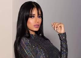 بعد قصة حب جمعتهما لسنوات، أعلنت الفنانة العراقية رحمة رياض إرتباطها رسمياً بالممثل العراقي ألكسندر علوم ، وذلك بصورة تجمعهما نشرتها في صفحتها الخاصة على موقع التواصل الإجتماعي، وأرفقتها. ÙÙŠØ¯ÙŠÙˆ Ø±Ø­Ù…Ø© Ø±ÙŠØ§Ø¶ ØªØ¬Ù…Ø¹ Ù…Ù„Ø§ÙŠÙŠÙ† Ø§Ù„Ù…Ø´Ø§Ù‡Ø¯Ø§Øª ÙÙˆØ± Ø·Ø±Ø­ Ù…Ø§ÙƒÙˆ Ù…Ù†ÙŠ Ù…Ø¬Ù„Ø© Ø§Ù„Ø¬ÙˆÙ‡Ø±Ø©