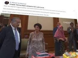 Dapatkan berita terkini, tepat dan sahih. Dr Mahathir Sambut Hari Lahir Ke 94 Esok