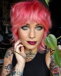 Nicole Griffey's Instagram, Twitter & Facebook