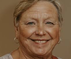 Dean Bender's Instagram, Twitter & Facebook