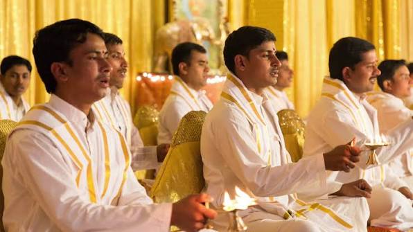 Maharishi Vedic Pandits reciting Swasti Vachan | Maharishi Vedic Pandits |  Facebook