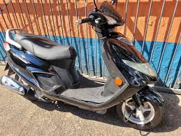 Comprar Suzuki Burgman 125 Preto 2008 em Piracicaba-SP