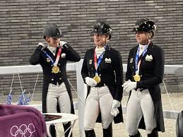 Im einzel könnte am mittwoch der achte schlagwörter reiten, reitsport, pferdesport, olympische spiele, tokio 2021, olympia tokio, dorothee schneider, isabell werth, jessica von. Mofg5mikwnrjnm