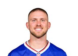 Hey let's meet our Quarterbacks! All of them!