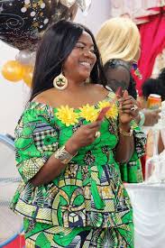 Special enceinte 3 model femme tissus 2018 explorez le tableau femme enceinte de ddoriane auquel 204 utilisateurs de pinterest sont abonnes. From Drc Pinterest Mode Africaine Mode Africaine Pagne Mode Africaine Moderne