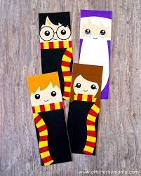 Lesezeichen harry potter zum ausdrucken / harry potter harry potter drucken lesezeichen / kann man doch ganz einfach selber machen. Cute Harry Potter Character Bookmarks Free To Print Off Cute Little Gift For Children Lesezeichen Basteln Harry Potter Basteln Diy Basteln