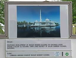 It is an important source of water and transportation for the inhabitants in southwestern sarawak. Adminshs Sarawak Heritage Society Page 2