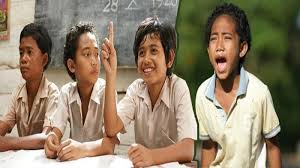 Dan satu tahun kemudian, yaitu di tahun 2009 tayang sekuel filmnya yang berjudul sang pemimpi. Anda Masih Ingat Dengan Pemeran Ikal Di Film Laskar Pelangi Begini Penampilannya Sekarang Ini Halaman All Bangka Pos