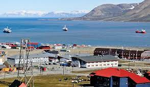 Svalbard airport, longyear (lyr), is only 5 kilometers away. Hurtigruten Svalbard Plans To Sell Property Polarjournal