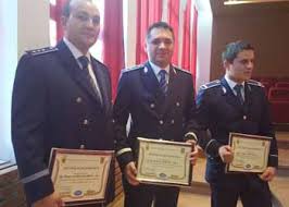 This was vlad ţepeș' actual castle, much more remote and harder to get to, poienari castle, curtea de arges, romania, november 2010. PoliÅ£istii Eroi PremiaÅ£i De PrimÄƒria Curtea De Arges Si Presa LocalÄƒ Ziarul Actualitatea Argeseana