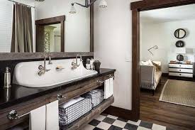 Trough sinks, once just found on farms, are now becoming increasing popular for today's bathrooms. 14 Amazing Farmhouse Trough Bathroom Sink Designs Decor Home Ideas
