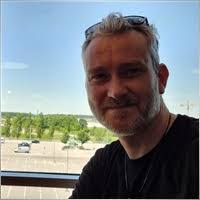 Thomas Siegfried's Instagram, Twitter & Facebook