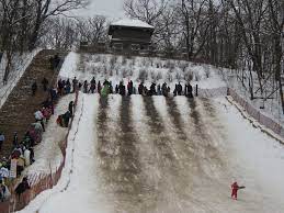 Swallow Cliff In Palos Rt 83 And Lagrange Amazingly Fast Hills And The Stairs Are An Added Bonus People Come Fro Aerobics Workout Cheap Things To Do Places