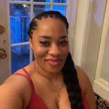 Everybody keeps asking who my background singers are for Tiny Desk. I  called my friends that are lead singers who wouldn't charge me full  price!!..🤣🤣 Wed 6/14 R&B MONEY!!..