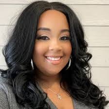 Danielle Pendleton's Instagram, Twitter & Facebook