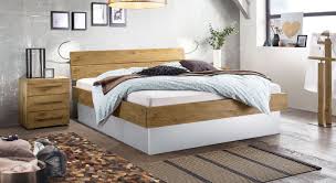 Dieses feine kunstleder bett in stilvolles design und solide konstruktion wird ein echte blickfang in jedem schlafzimmer sein! Wildeichenbett 180x200 Inkl Lattenrost Und Bettkasten Mobelfuxx