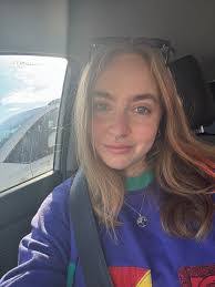 Tamara Gallagher's Instagram, Twitter & Facebook