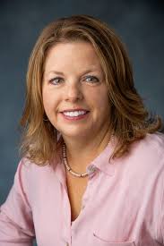 Dana Riegler's Instagram, Twitter & Facebook