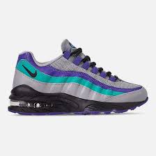 Right View Of Boys Big Kids Nike Air Max 95 Casual Shoes In Wolf Grey Black Indigo Burst Nike Air Max 95 Nike Air Max Casual Shoes