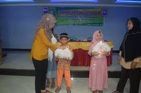 Maybe you would like to learn more about one of these? Santunan Anak Yatim Piatu Oleh Pemerintah Desa Bogem