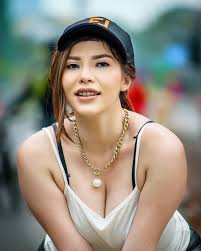 We would like to show you a description here but the site won't allow us. Pin On Model Indonesia
