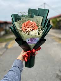 110 reads 17 votes 5 part story. Amrilashraf On Twitter Apa Barang Bagi Bunga Rose Sekuntum Kat Kesayangan Bro Ni Ada Macam2 Bouquet Kami Boleh Buat Untuk Hari Istimewa Anda Harga Boleh Kawtim Design Pun Boleh Kawtim Pendek Kata
