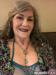 maxxximummilf Nude Leaks Photo 4 - NudoStar