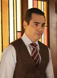 Will Trent's Ramon Rodriguez Talks Will's Return, His Past with Rafael  Wexford, and Working with Gina Rodriguez