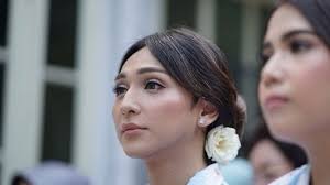 The latest tweets from @denarachman Pilih Jadi Transgender Dan Pindah Agama Dena Rachman Beberkan Sikap Sang Ayah Setelahnya Herstory