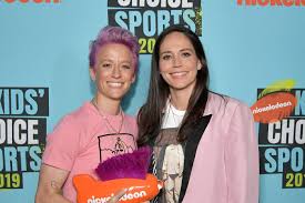 Megan rapinoe's girlfriend is sue bird. Megan Rapinoe Sue Bird Discuss Their Love Life In Instyle Magazine Outsports