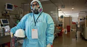 Enfermeras vacunan a profesionales de primaria de barcelona, el jueves. Dia De La Mujer Asi Son Las 24 Horas De Una Enfermera Peruana En La Actual Pandemia De Covid 19 Coronavirus Peru Aptz Somos El Comercio Peru
