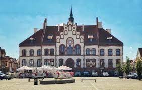 See 373 tripadvisor traveler reviews of 11 pisz restaurants and search by cuisine, price, location, and more. Datei Town Hall In Pisz Jpg Reisefuhrer Auf Wikivoyage
