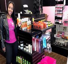 Meet Angelique Collins Of Studio 27 Beauty Supply Voyage Chicago Chicago City Guide