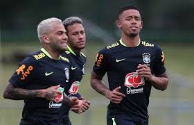 Acusado de estupro, o atacante neymar vem passando por um momento delicado na carreira. Man City Line Up Summer Transfer Swoop For Former Target Dani Alves Mirror Online