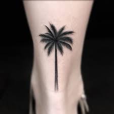 You can also place this sleek totem almost anywhere that you want and this is what makes it an excellent choice for. Minimalist Palm Tree Joint By The Homie Jong Palm Tattoos Tattoos For Women Flowers Small Tattoos For Guys