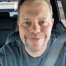 What app plays music in time with tabs?