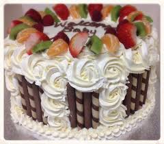 16 Trendy Fruit Cake Ideas Buttercream Frosting Flowercake Yummy Cakes Fresh Fruit Cake Frosting Recipes