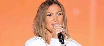 Découvrez les articles, vidéos et diapos de enfoirés dans l'actualité avec voici.fr. Vitaa S Affiche Dans Les Coulisses Des Enfoires 2021 Sans Public Mce Tv