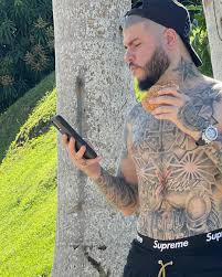 Farruko was also nominated for the 15th latin grammy awards for best urban performance and best urban song. Farrukoedit Explore Tumblr Posts And Blogs Tumgir